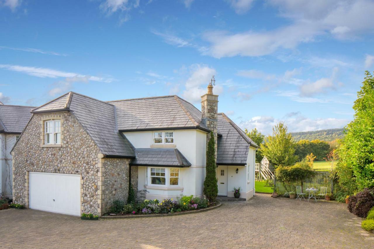 The Nook County Dublin Guest House Exterior photo